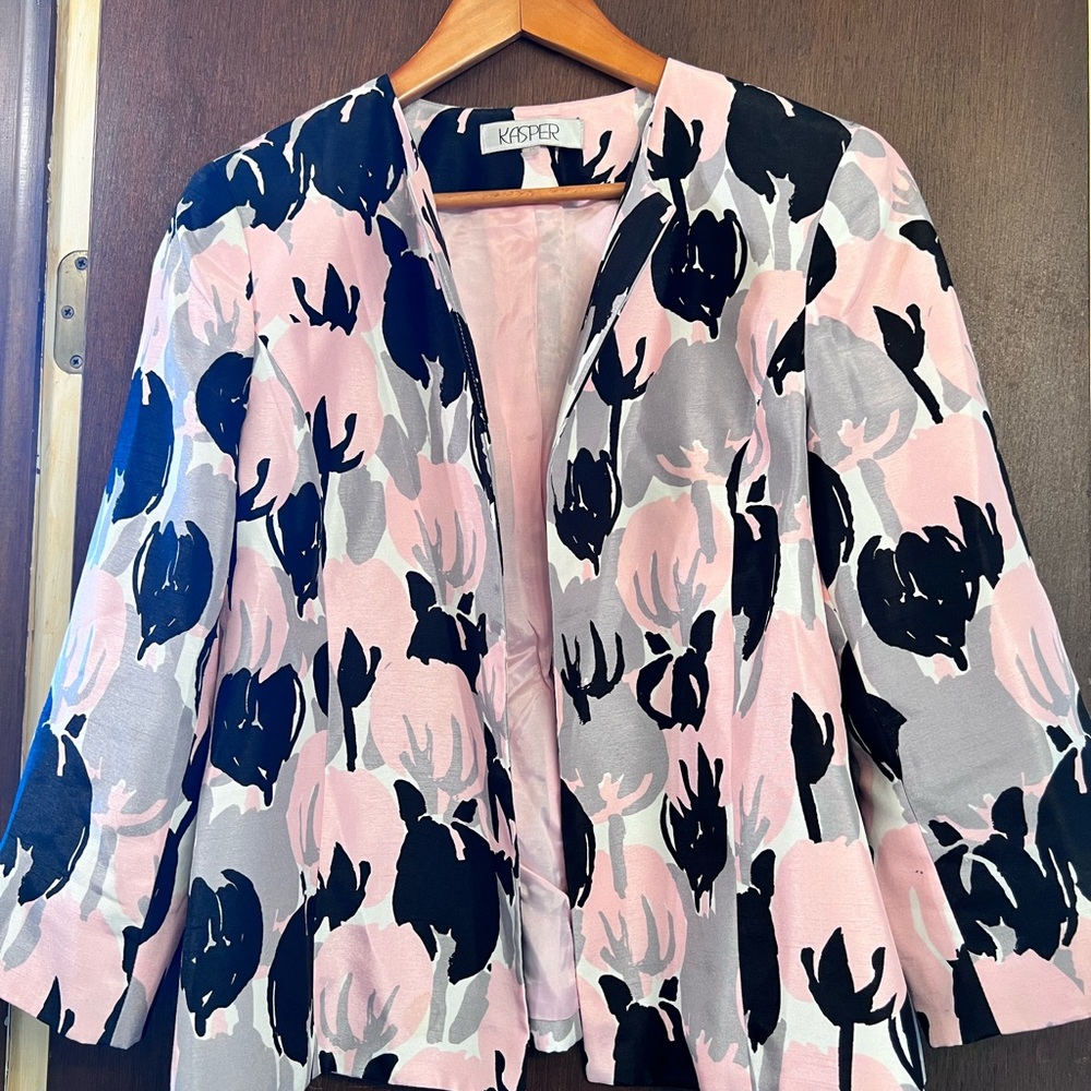 Kasper pink and grey jacket. Size 12